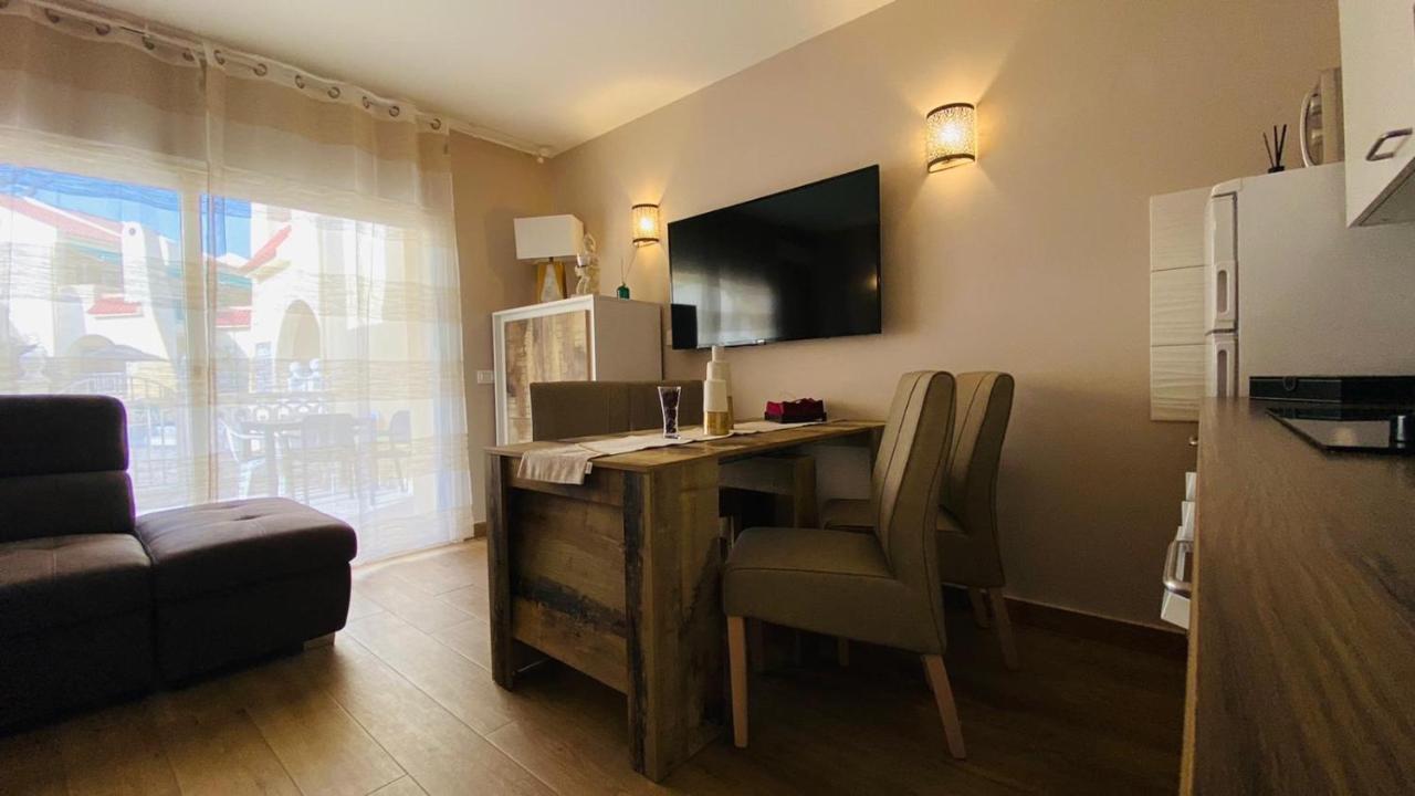 Luxury Apartment Fronte Piscina Mareverde A&V Costa Adeje 外观 照片